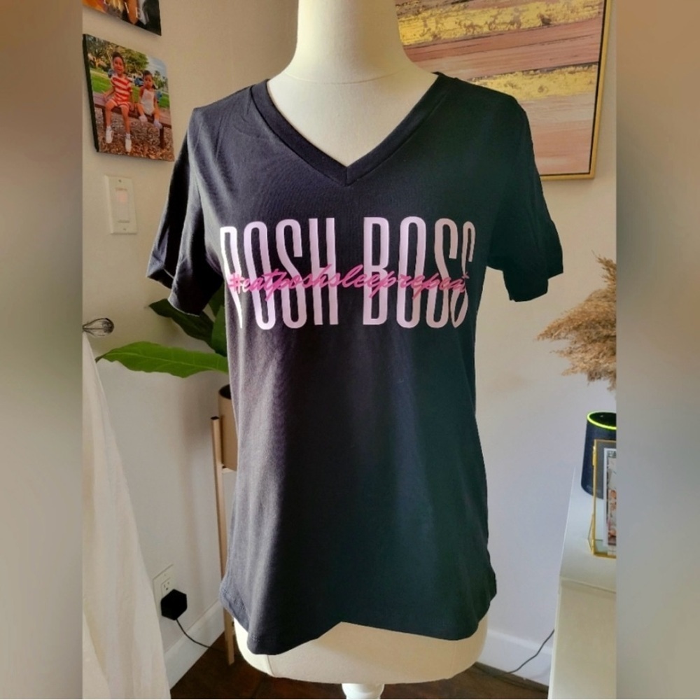 Posh Boss Short Sleeve V-Neck Tee in Black with Pink Logo